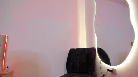 Snapshot of samanta_conner chatting on April 2026 10:43:01 PM samanta_conner online show from April 2026 10:43:01 PM