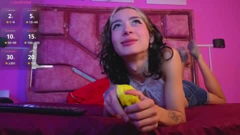 Snapshot of samantaa_liov chatting on May 2026 07:32:02 PM samantaa_liov online show from May 2026 07:32:02 PM