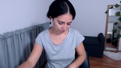 Snapshot of samantha2girl chatting on November 2025 05:17:02 AM samantha online show from November 2025 05:17:02 AM