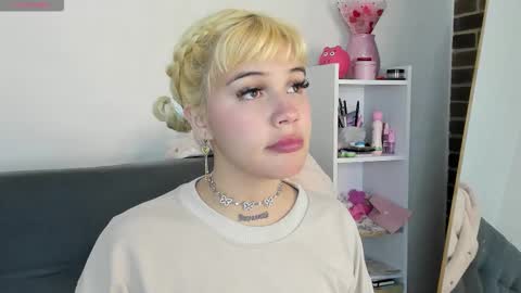 Snapshot of samantha_browwnn chatting on October 2025 03:40:01 AM samantha_browwnn online show from October 2025 03:40:01 AM