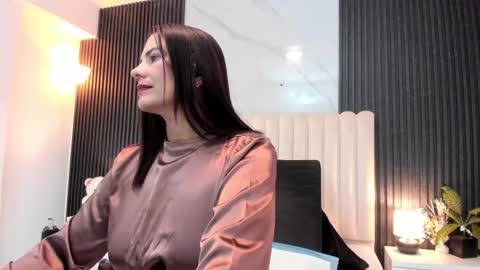 Samantha online show from November 2025 04:01:01 AM