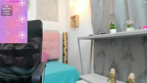 Snapshot of samantha_fox8 chatting on December 2025 10:31:01 AM online show from December 2025 10:31:01 AM