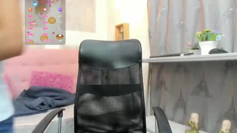 Snapshot of samantha_fox8 chatting on December 2025 11:06:02 AM online show from December 2025 11:06:02 AM