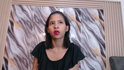 lizzy online show from April 2026 04:38:01 PM