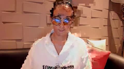 Samantha online show from February 2025 04:07:01 AM