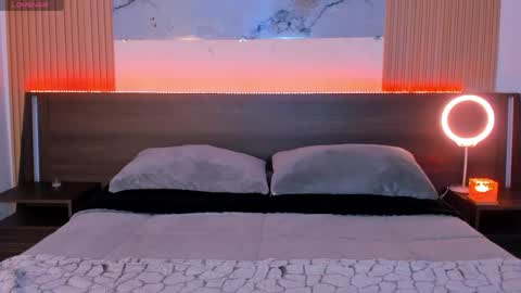 samantha_moons online show from June 2026 11:51:02 PM