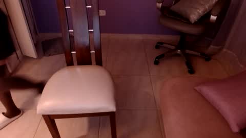 Snapshot of samantha_thompsoon chatting on January 2025 12:07:02 PM samantha_thompsoon online show from January 2025 12:07:02 PM