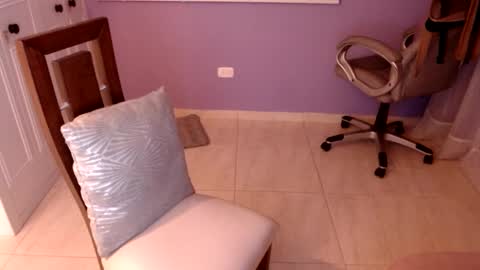 Snapshot of samantha_thompsoon chatting on January 2025 11:21:02 PM samantha_thompsoon online show from January 2025 11:21:02 PM