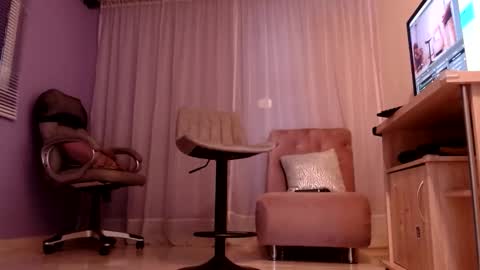 Snapshot of samantha_thompsoon chatting on January 2025 12:24:01 PM samantha_thompsoon online show from January 2025 12:24:01 PM