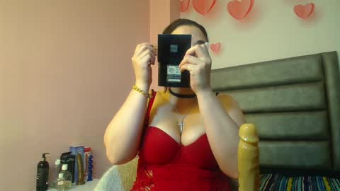 Snapshot of samanthaanderson chatting on January 2025 10:55:01 PM Samantha Anderson online show from January 2025 10:55:01 PM