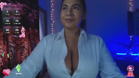 Snapshot of samanthahut1 chatting on October 2025 09:35:01 PM samanthahut1 online show from October 2025 09:35:01 PM