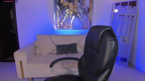 Snapshot of samanthaklein_ chatting on December 2024 03:38:02 AM Samantha Klein online show from December 2024 03:38:02 AM