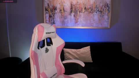 Snapshot of samanthaklein_ chatting on November 2025 02:54:02 AM Samantha Klein online show from November 2025 02:54:02 AM