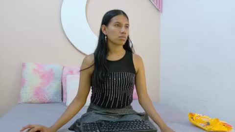 Snapshot of samanthalaurent chatting on July 2026 07:21:01 AM samanthalaurent online show from July 2026 07:21:01 AM