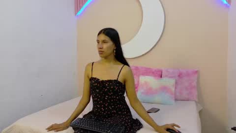 Snapshot of samanthalaurent chatting on July 2026 07:49:02 PM samanthalaurent online show from July 2026 07:49:02 PM