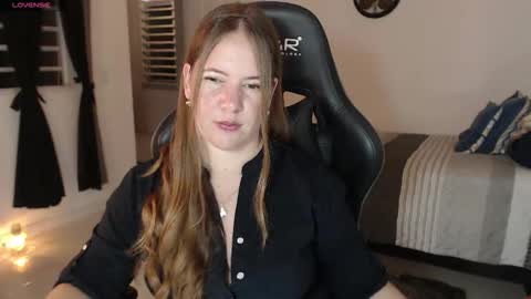 Samantha samy online show from April 2026 12:05:01 AM