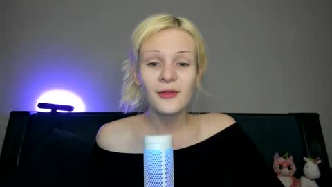 Samantha online show from March 2025 08:32:01 PM