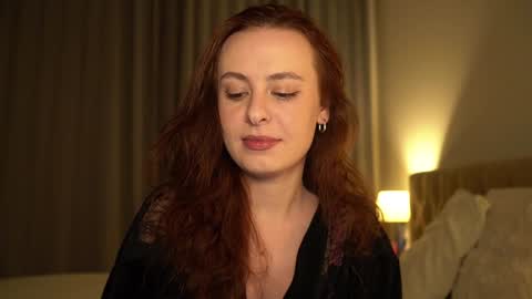 Snapshot of samanthavixen chatting on March 2025 06:54:01 PM Goddess Samantha Vixen online show from March 2025 06:54:01 PM