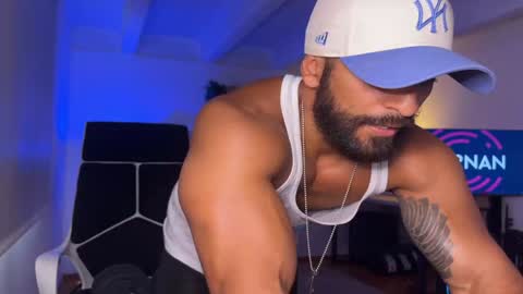 Snapshot of samdornan chatting on December 2024 04:53:02 PM Sam Dornan online show from December 2024 04:53:02 PM