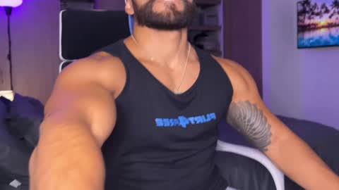 Snapshot of samdornan chatting on January 2025 04:09:01 PM Sam Dornan online show from January 2025 04:09:01 PM