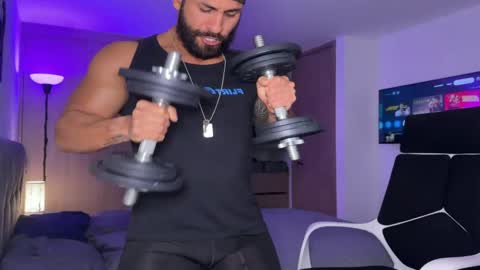 Snapshot of samdornan chatting on January 2025 04:35:01 PM Sam Dornan online show from January 2025 04:35:01 PM