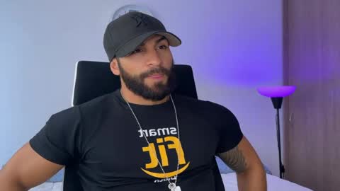 Snapshot of samdornan chatting on January 2025 05:02:02 PM Sam Dornan online show from January 2025 05:02:02 PM