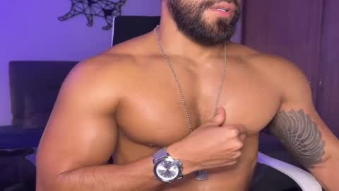 Snapshot of samdornan chatting on February 2025 02:07:01 AM Sam Dornan online show from February 2025 02:07:01 AM