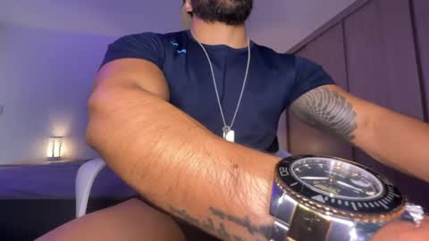 Snapshot of samdornan chatting on February 2025 07:49:02 PM Sam Dornan online show from February 2025 07:49:02 PM