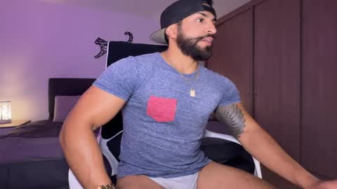 Snapshot of samdornan chatting on February 2025 10:50:01 PM Sam Dornan online show from February 2025 10:50:01 PM