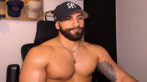 Snapshot of samdornan chatting on February 2026 01:01:02 AM Sam Dornan online show from February 2026 01:01:02 AM