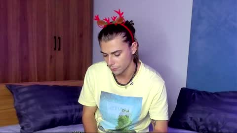 Fansly -       Top4fans   online show from January 2025 04:00:01 PM