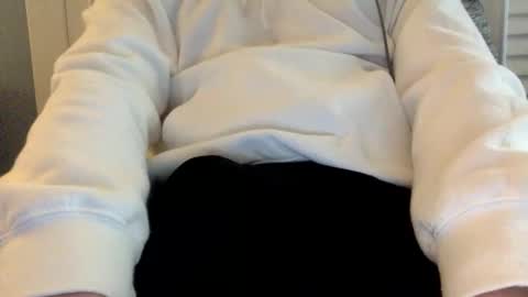 Sam online show from April 2026 07:04:01 PM