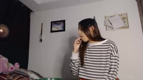 Tami  Gael online show from November 2025 01:50:02 AM