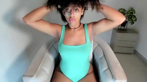 Samie Mury  online show from November 2025 03:39:02 AM