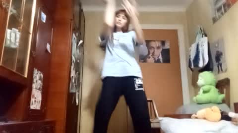 Mira online show from November 2025 04:18:02 PM