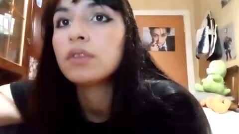 Mira online show from December 2025 04:35:01 PM