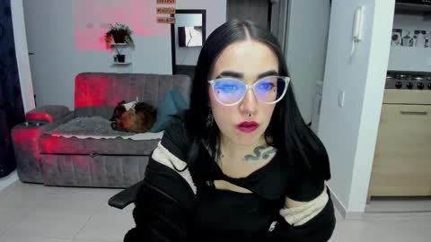 Snapshot of samismith77 chatting on September 2025 12:43:01 AM SARA online show from September 2025 12:43:01 AM