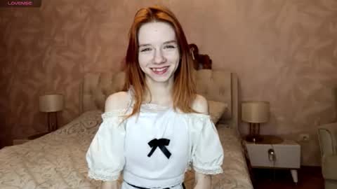 Snapshot of samkelker chatting on February 2026 06:44:02 AM Mozelle online show from February 2026 06:44:02 AM