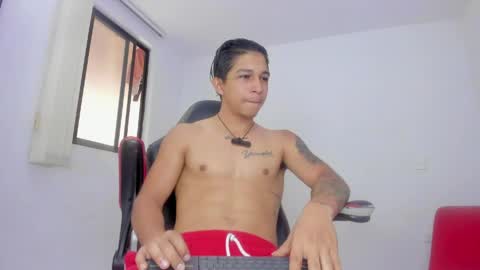 Sophie y Mark online show from April 2026 04:37:01 PM