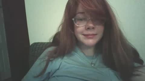 Snapshot of sammy_lyn chatting on May 2026 10:41:02 AM Sam online show from May 2026 10:41:02 AM