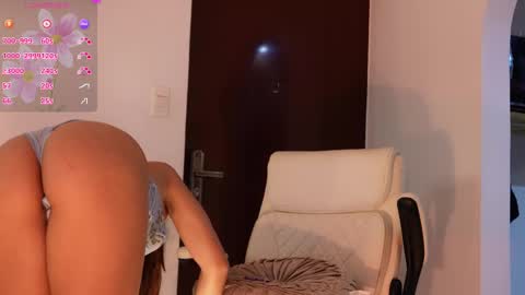 Sammy online show from March 2025 04:17:02 AM