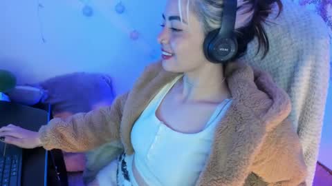   online show from January 2025 03:09:02 AM