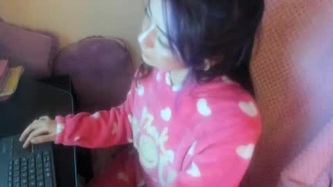   online show from April 2026 07:13:02 AM