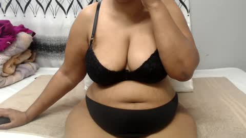 Snapshot of sammyxxx393 chatting on July 2026 07:44:01 AM sammyxxx393 online show from July 2026 07:44:01 AM