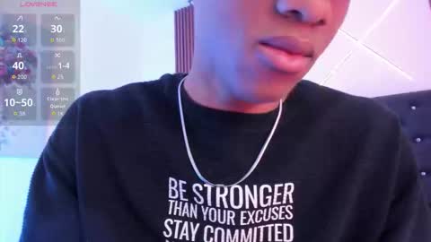 sammyyadams_ online show from October 2025 12:47:01 PM