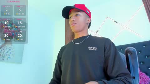 sammyyadams_ online show from October 2025 01:23:01 PM