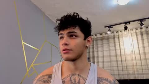samu_lara online show from September 2025 11:37:01 AM