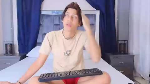 Samuel Sincee online show from January 2025 03:15:01 AM