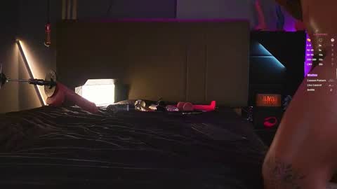 Snapshot of samuelboytattoo chatting on December 2025 11:12:02 PM samuel online show from December 2025 11:12:02 PM