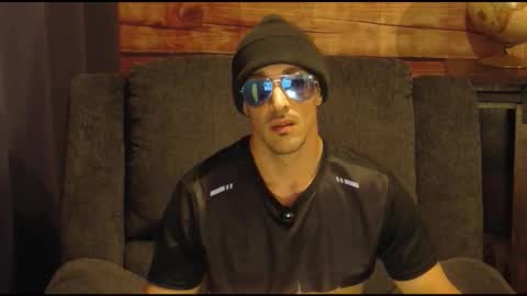 Snapshot of samueldixky chatting on November 2025 01:49:02 AM samueldixky online show from November 2025 01:49:02 AM